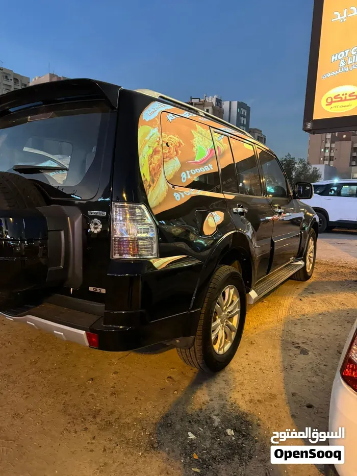 Mitsubishi Pajero 2014 photo 2
