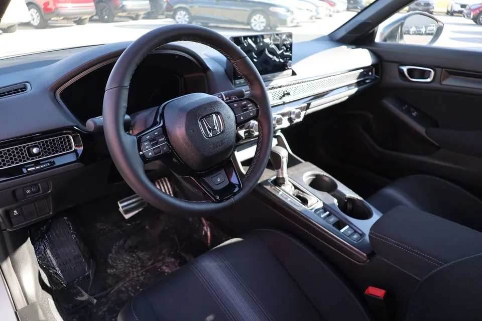 Honda Civic 2026 photo 3