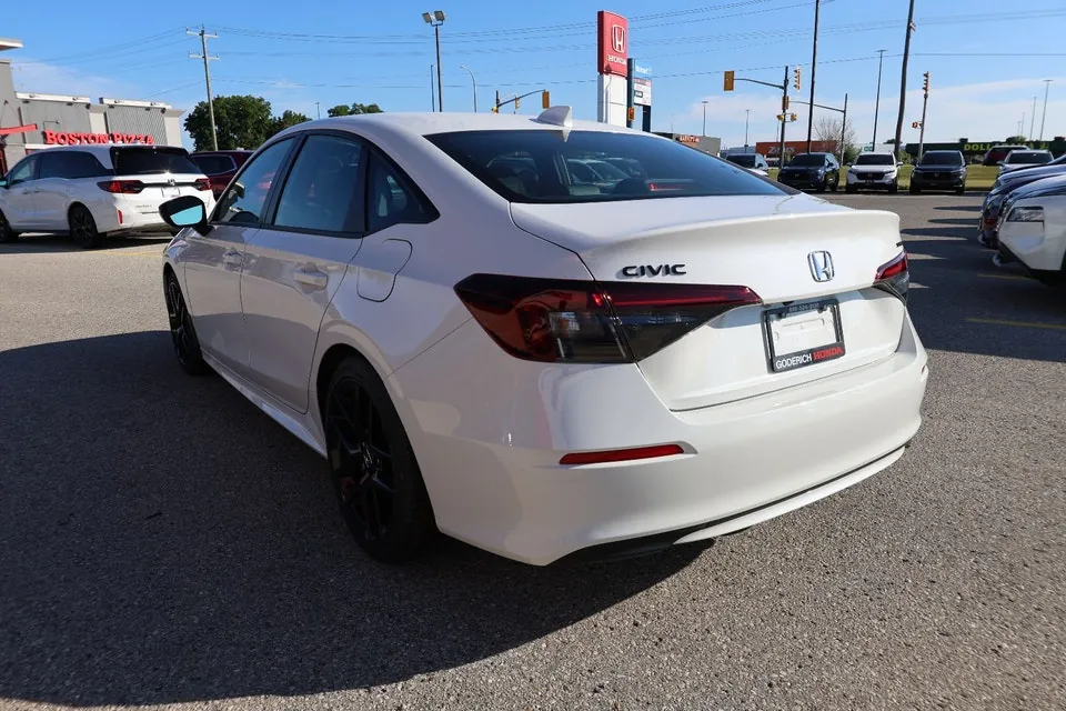 Honda Civic 2026 photo 2
