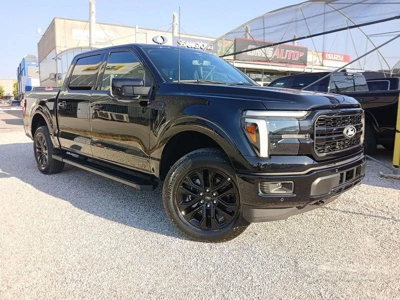 Ford F-150 Lariat 2026 photo 2