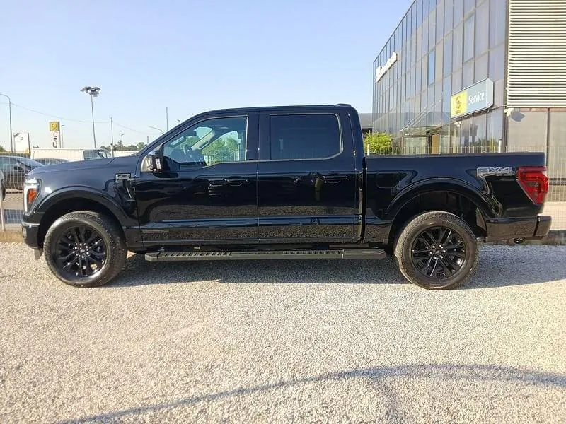 Ford F-150 Lariat 2026 photo 5