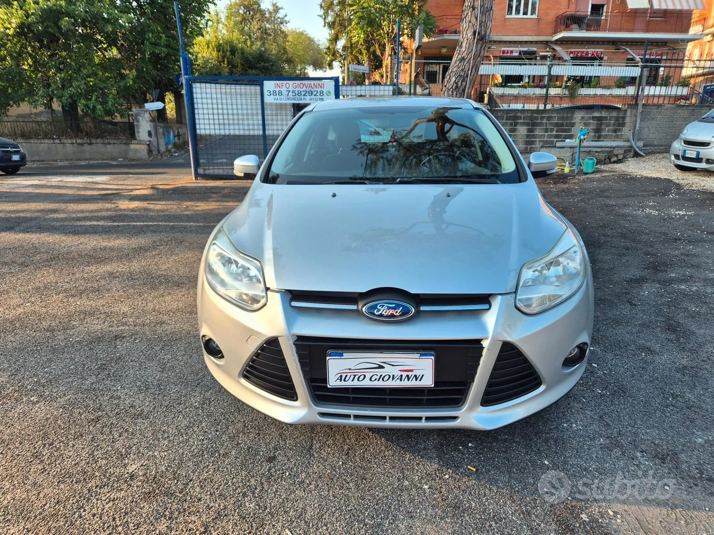 Ford Focus 2012 photo 2