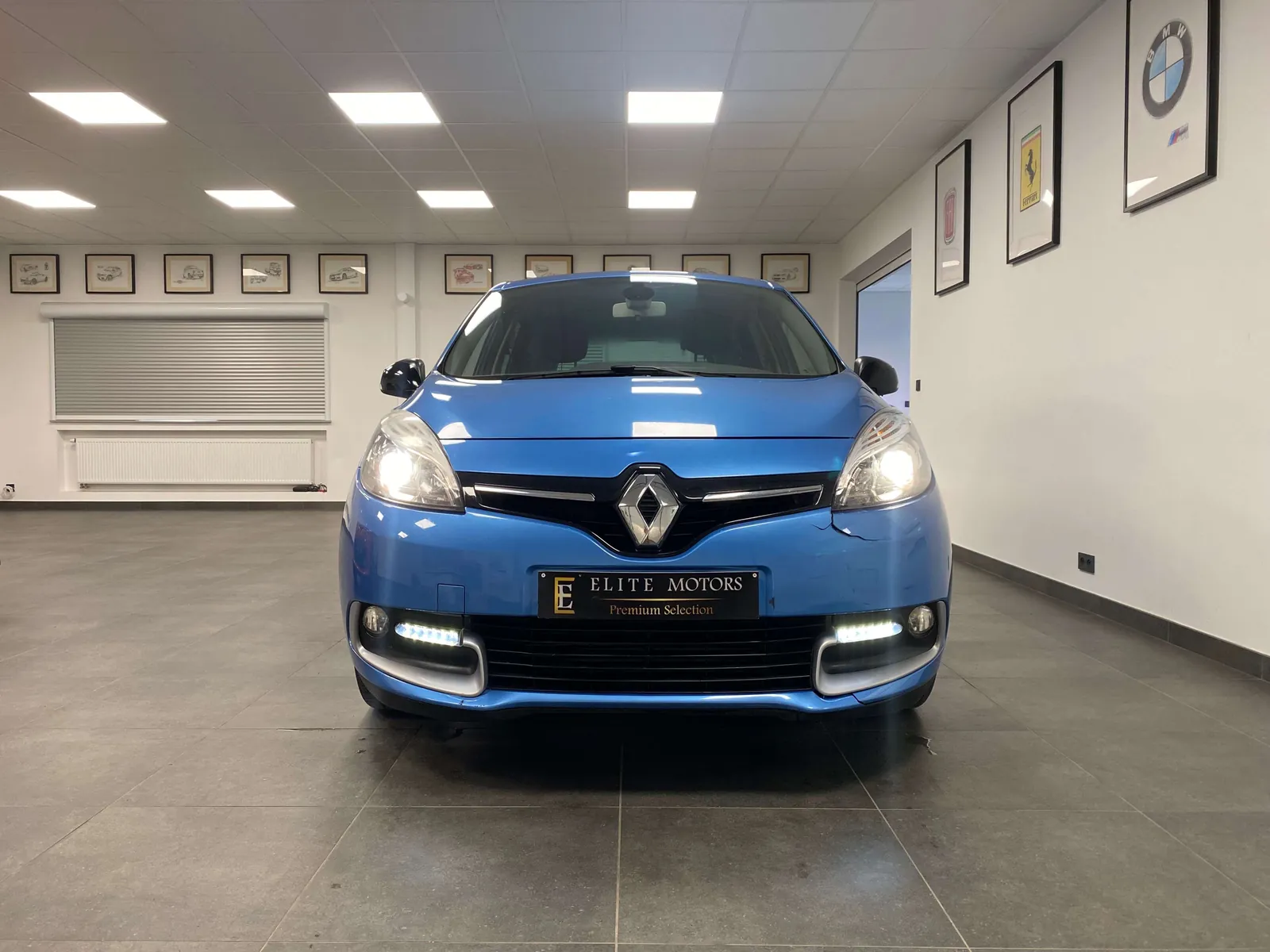 Renault Scenic 2016 photo 2