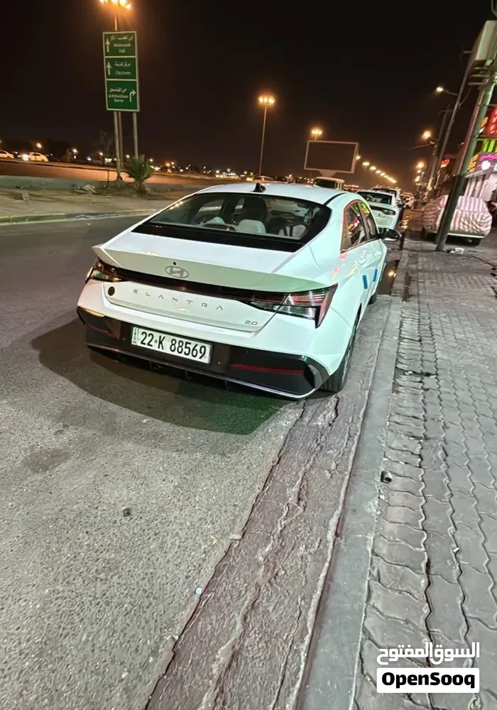 Hyundai Elantra 2024 photo 3