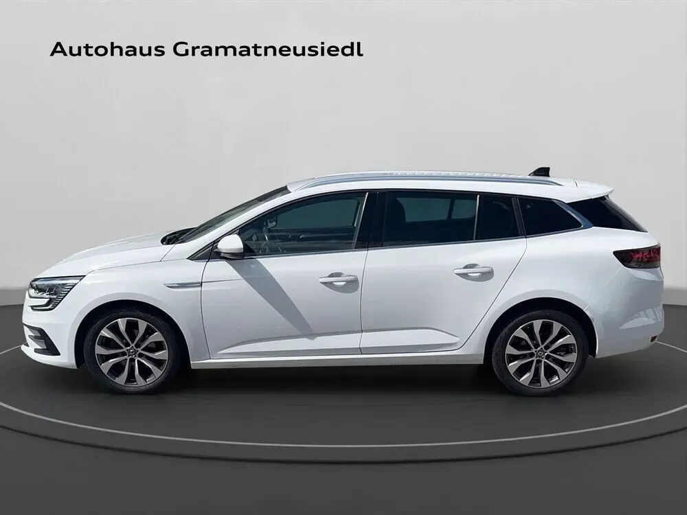 Renault Megane 2023 photo 2