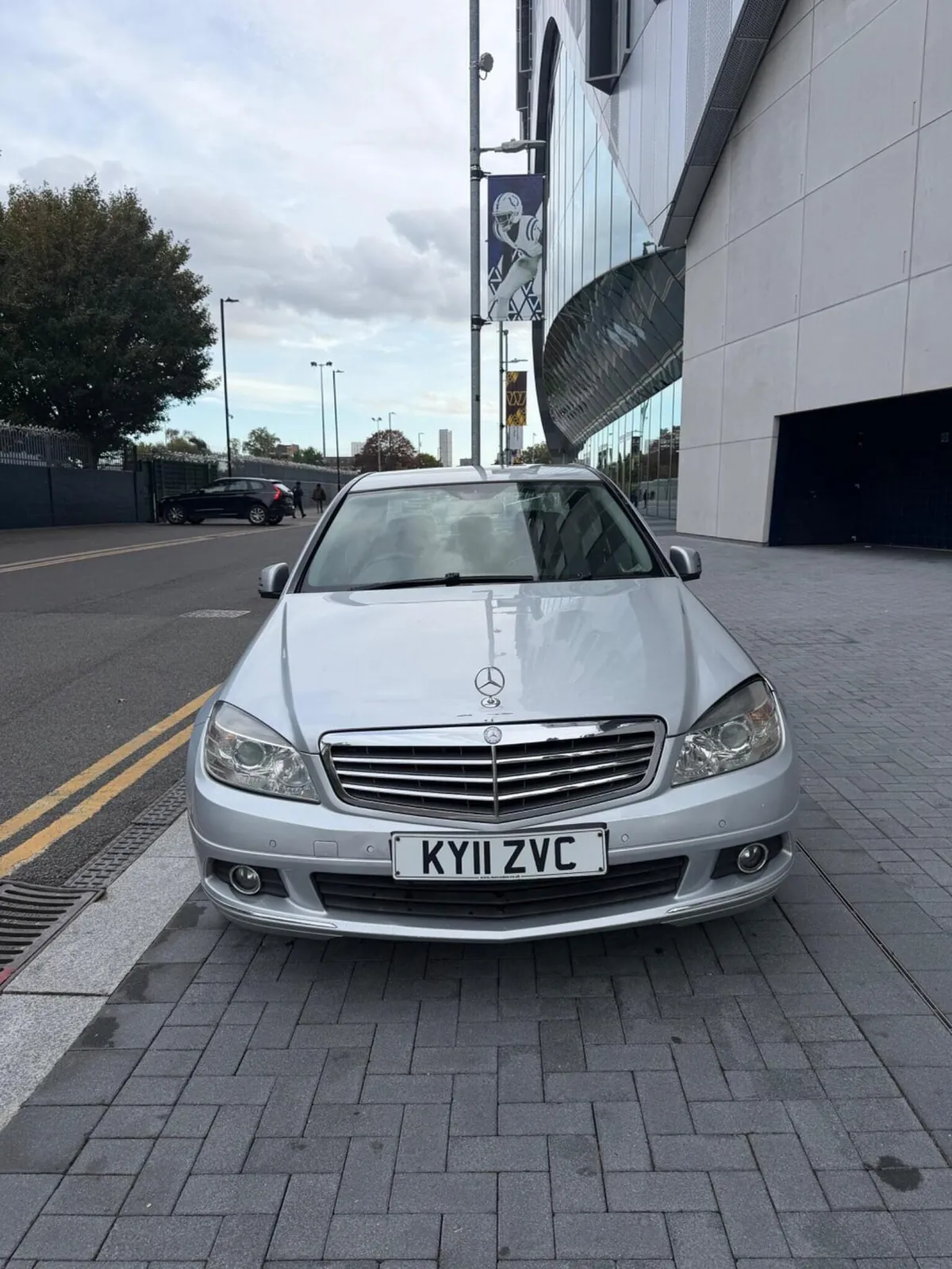 Mercedes-Benz C-Class 2011 photo 3