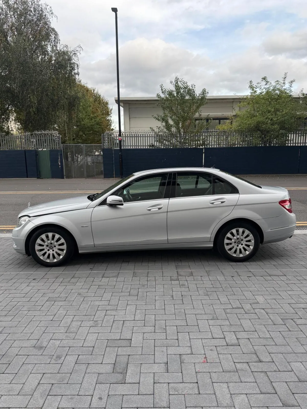 Mercedes-Benz C-Class 2011 photo 5