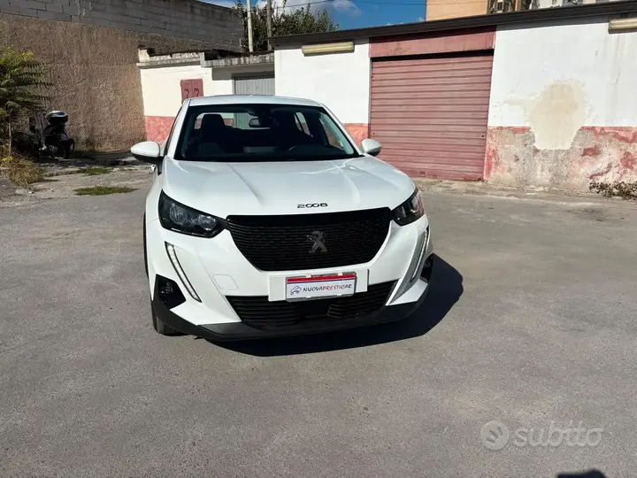 Peugeot 2008 2021 photo 2