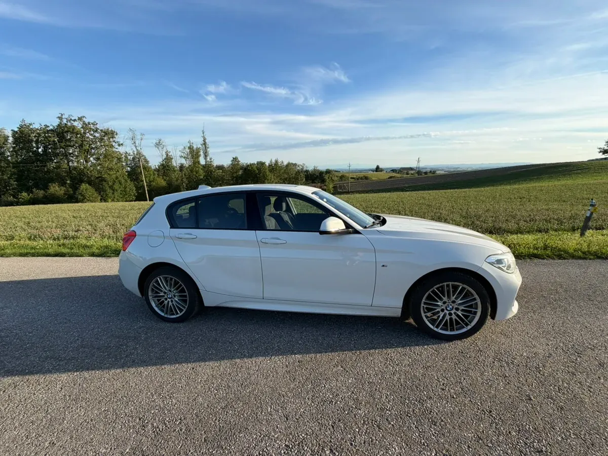 BMW 1 Series 2018 photo 2