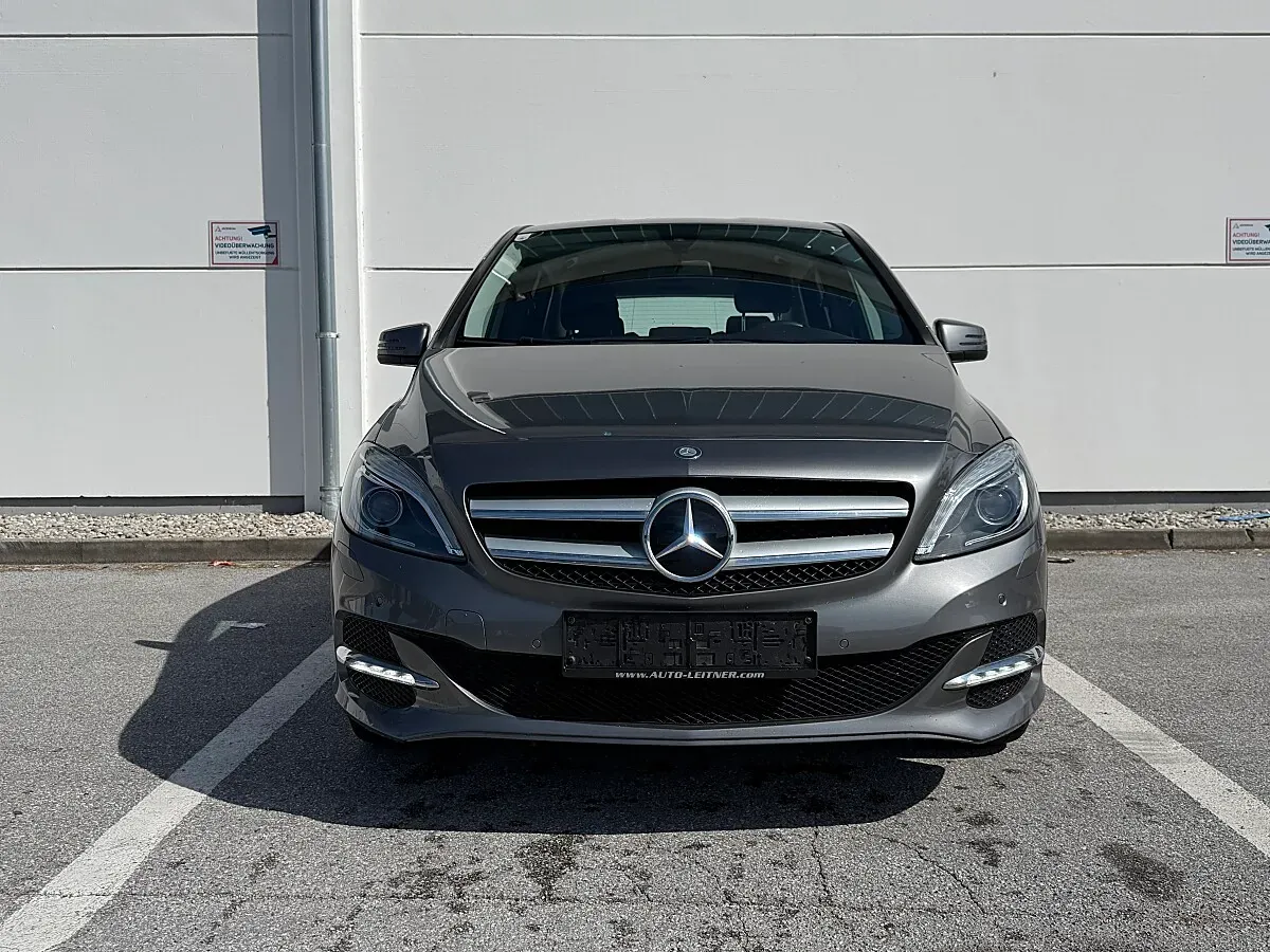 Mercedes-Benz B-Class 2017 photo 3