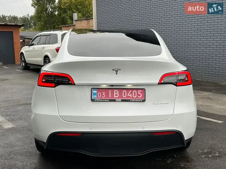 Tesla Model Y 2021 photo 5