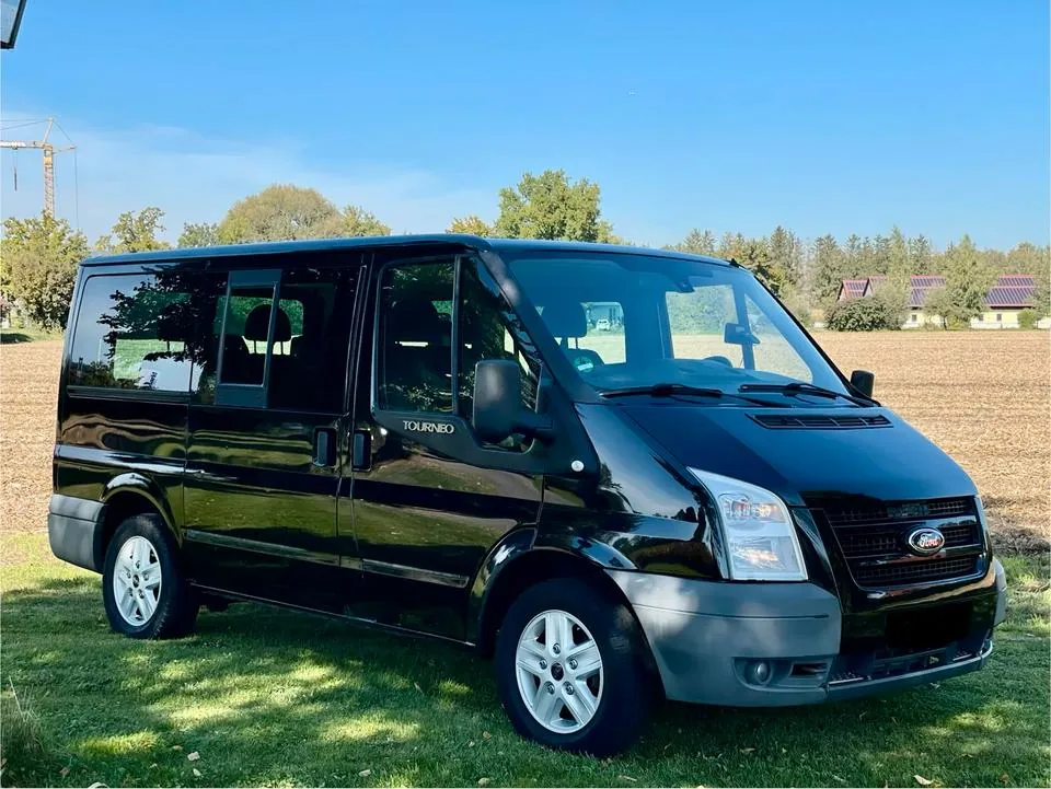 Ford Transit Tourneo