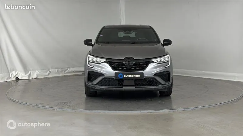 Renault Arkana 2023 photo 2