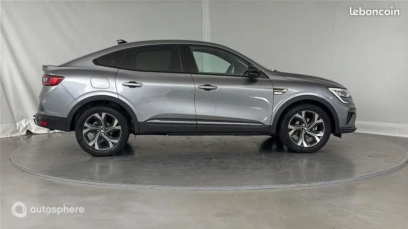 Renault Arkana 2023 photo 4