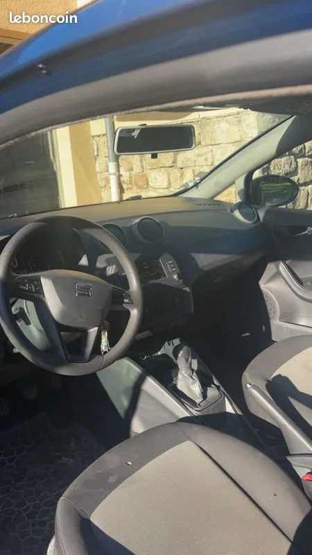 Seat Ibiza 2016 photo 3