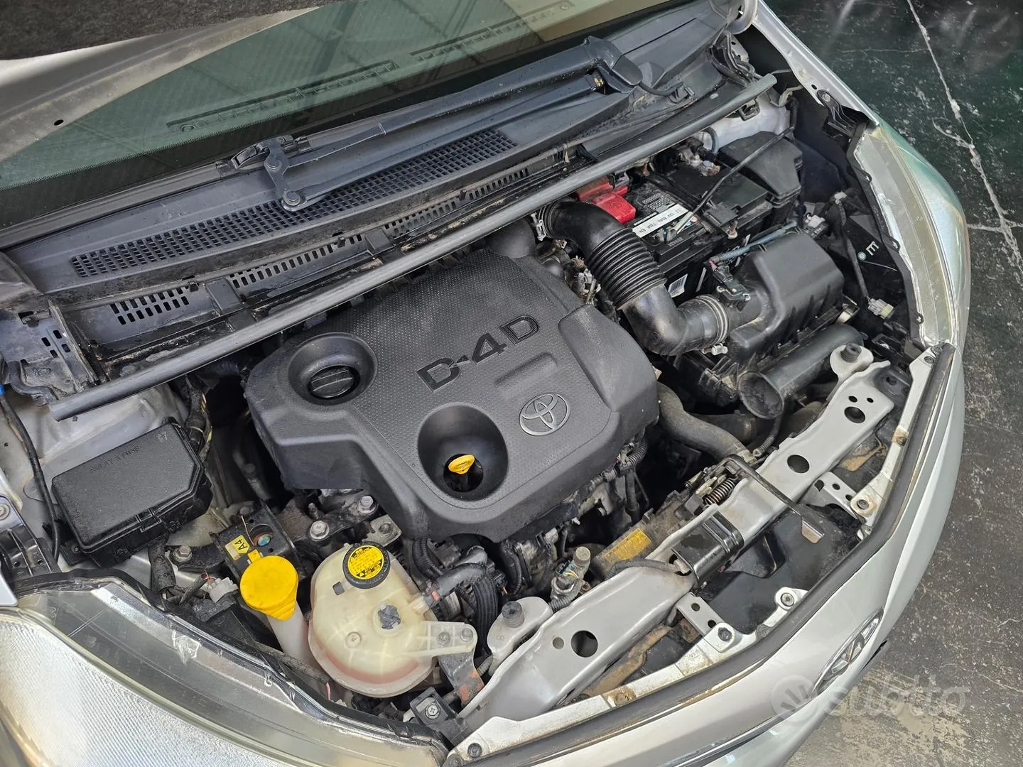 Toyota Yaris 2014 photo 3
