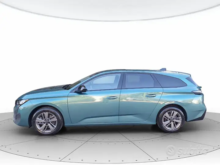 Peugeot 308 2024 photo 2