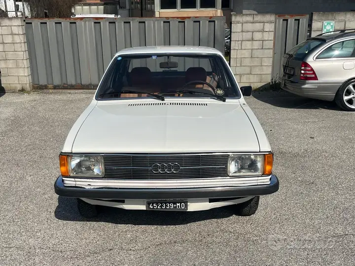 Audi 80 1978 photo 2
