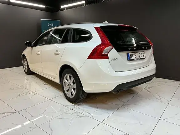 Volvo V60 2013 photo 4