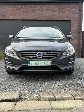 Volvo V60 2015 photo 2