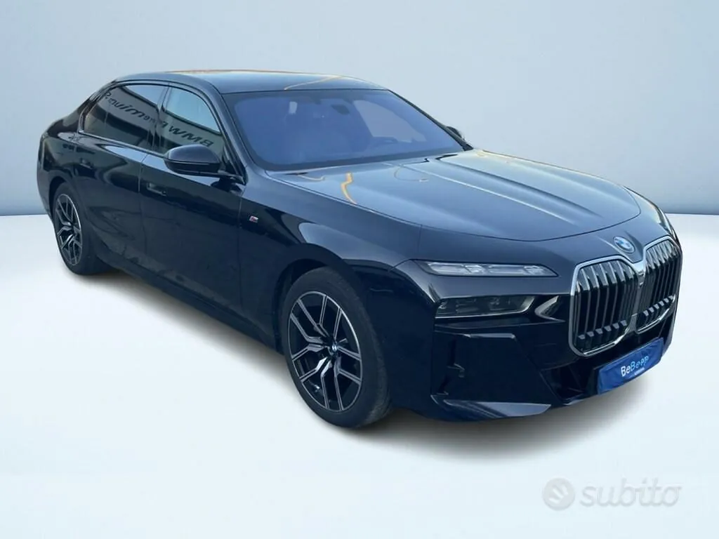 BMW 7 Series 2024 photo 3