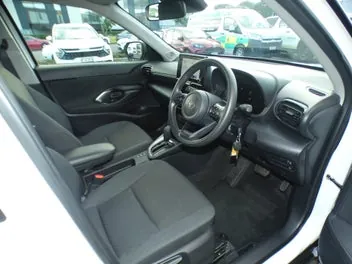 Toyota Yaris Cross 2024 photo 3