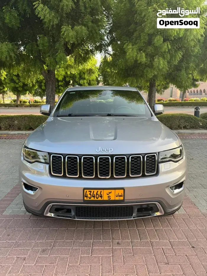Jeep Grand Cherokee 2018 photo 3