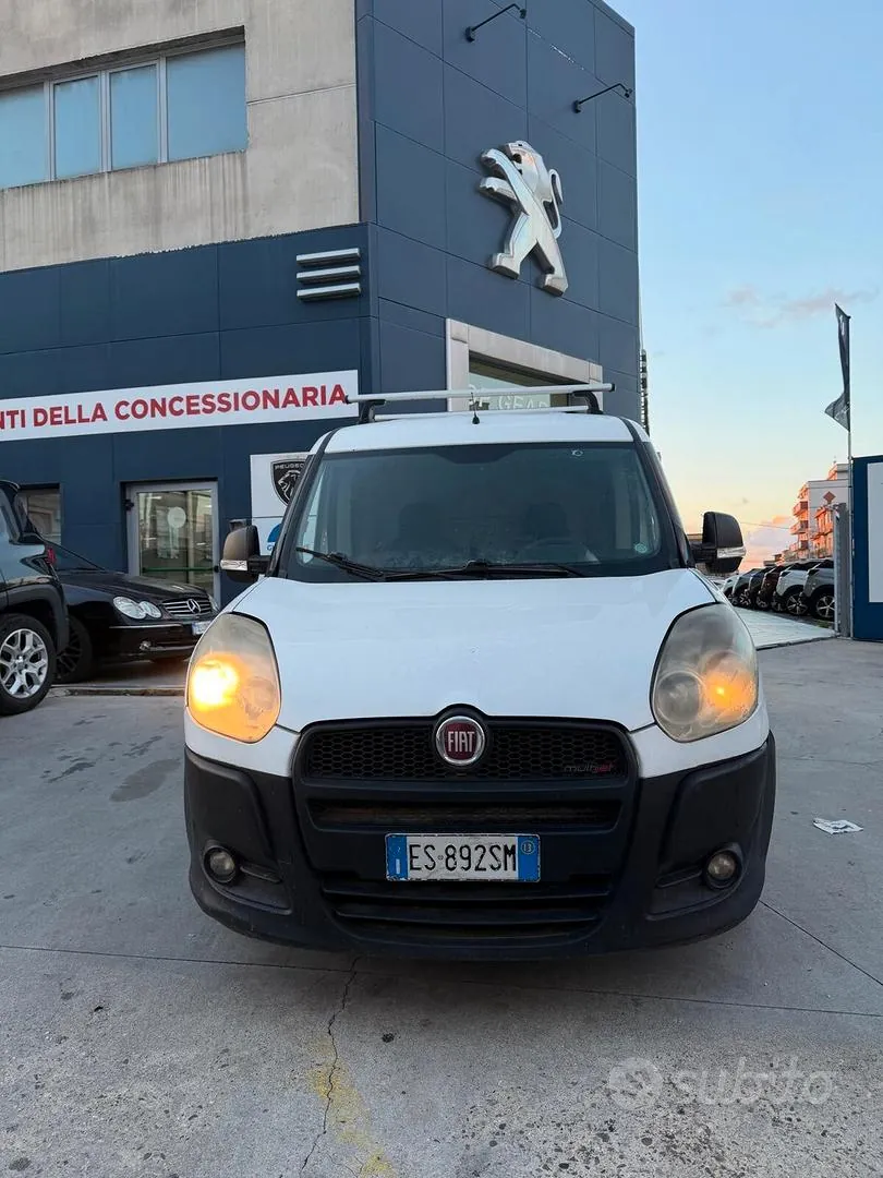 Fiat Doblo 2013 photo 2