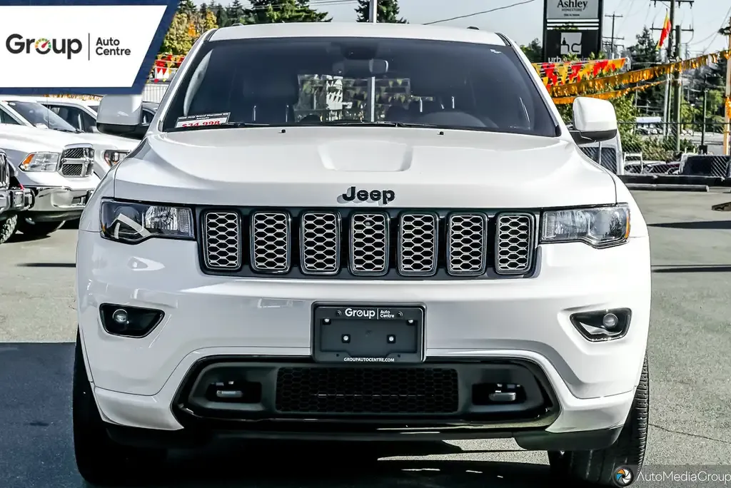 Jeep Grand Cherokee 2022 photo 2
