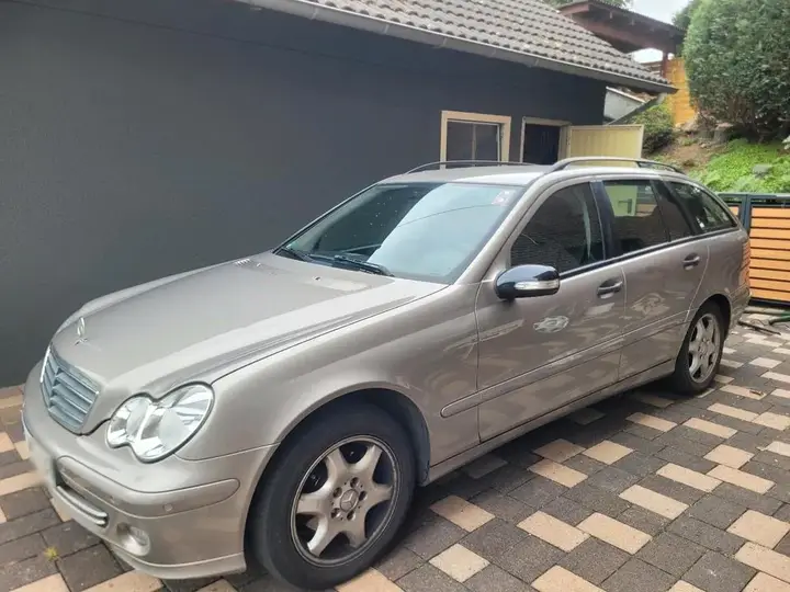 Mercedes-Benz C180
