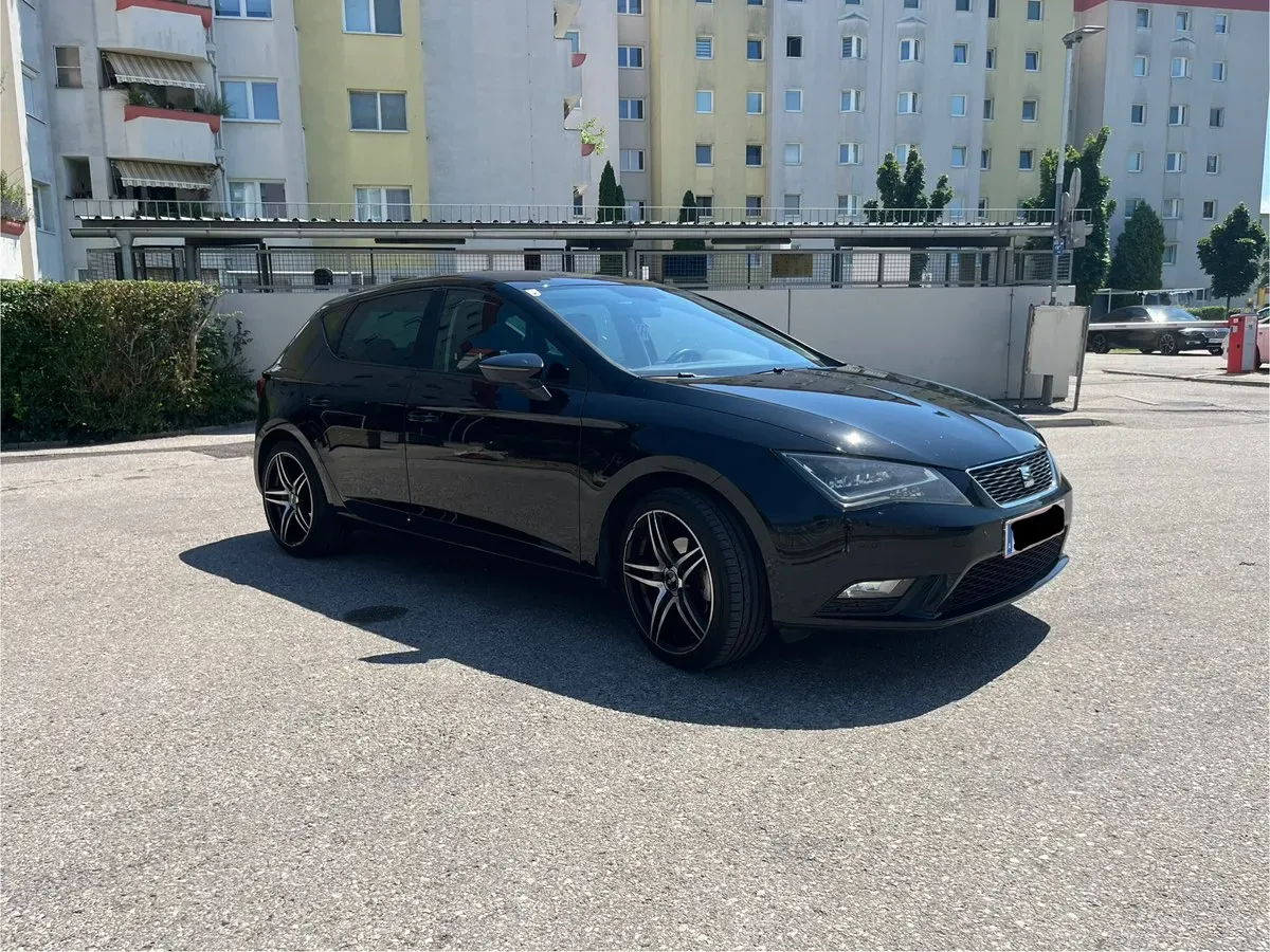 Seat Leon 2014 photo 2