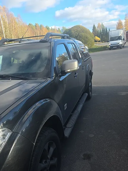 Nissan Navara 2013 photo 4