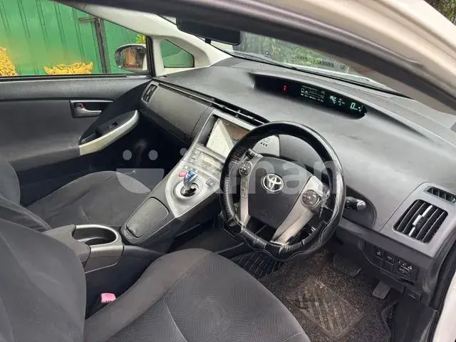 Toyota Prius 2013 photo 4