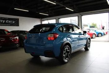 Subaru Xv 2016 photo 4