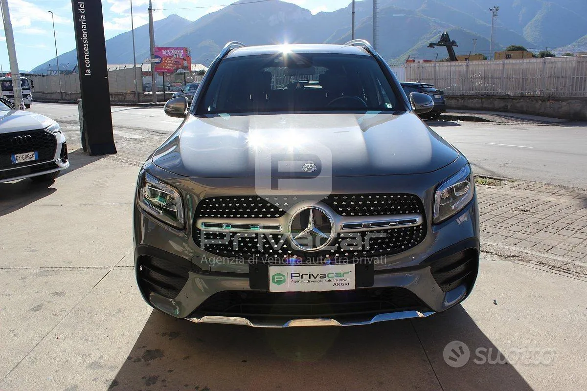 Mercedes-Benz Glb 2023 photo 2