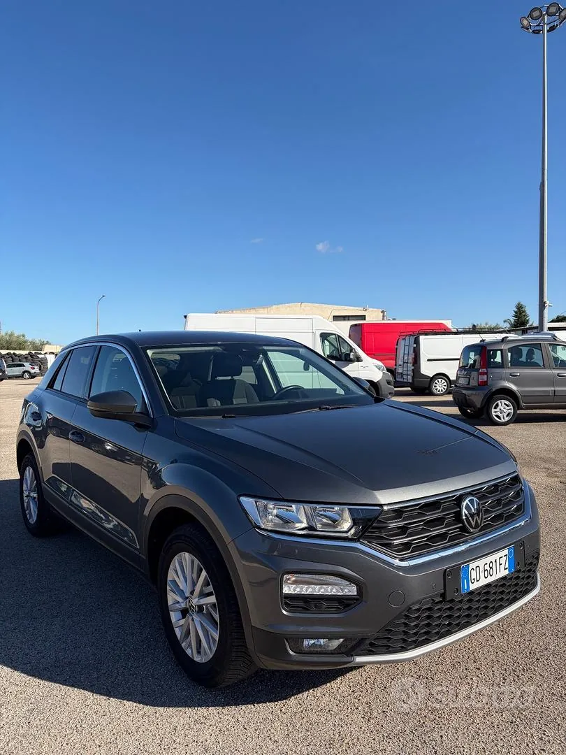 Volkswagen T-Roc 2021 photo 3