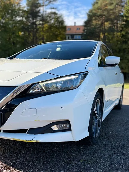 Nissan Leaf 2018 photo 3