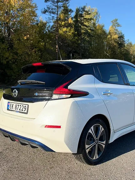 Nissan Leaf 2018 photo 5