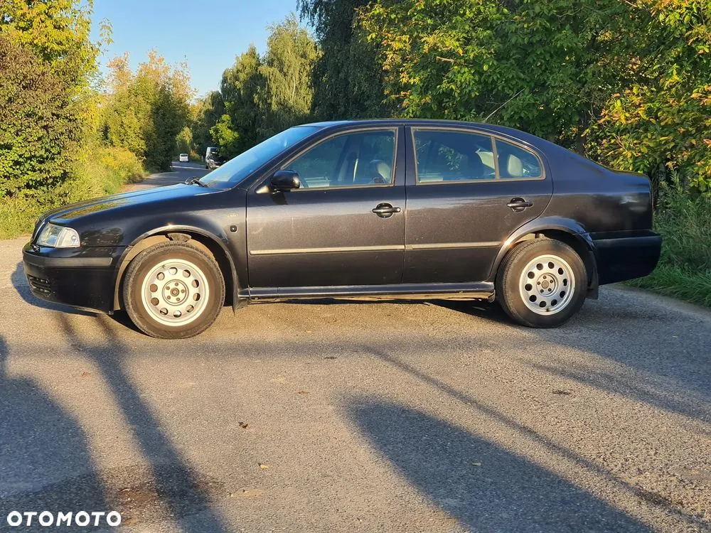 Skoda Octavia 2001 photo 3