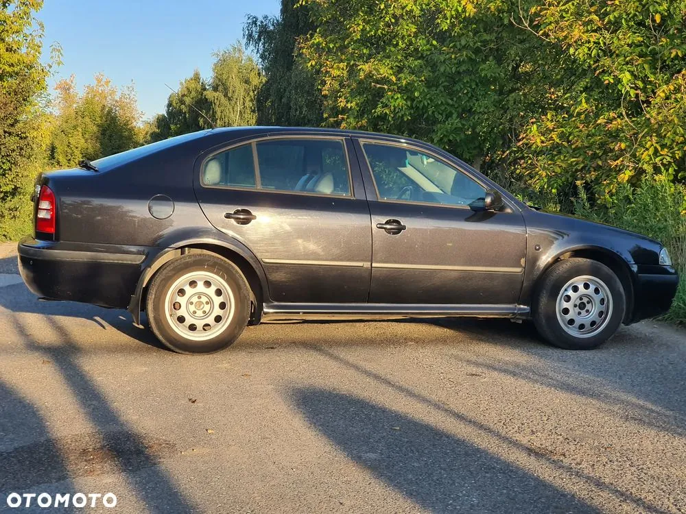 Skoda Octavia 2001 photo 4