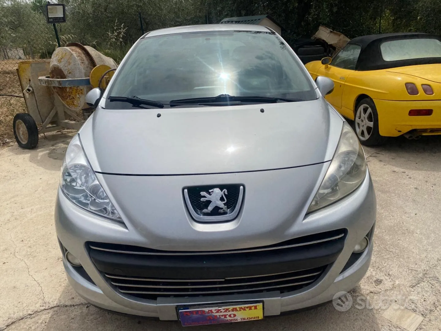 Peugeot 207 2012 photo 2