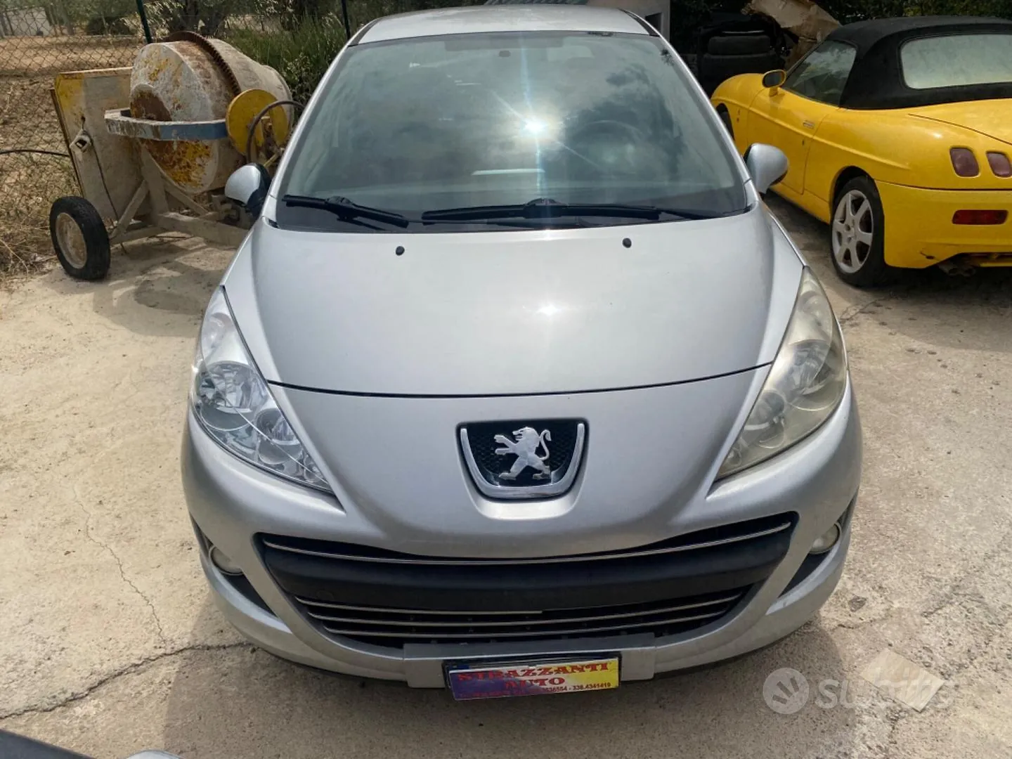 Peugeot 207 2012 photo 3