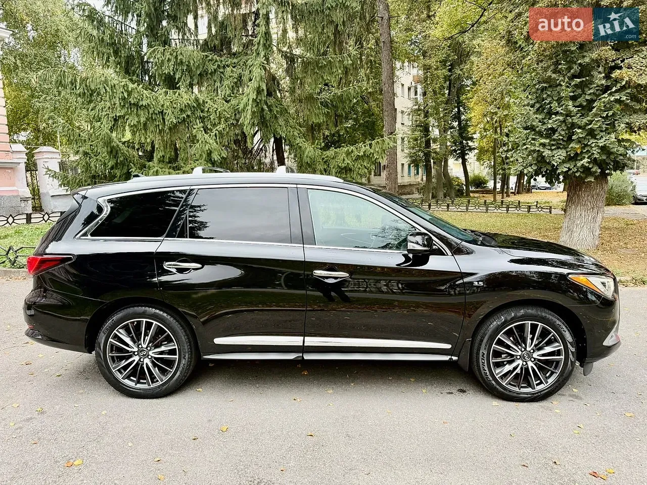 Infiniti Qx60 2016 photo 3