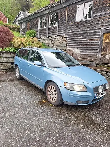 Volvo V50 2004 photo 2