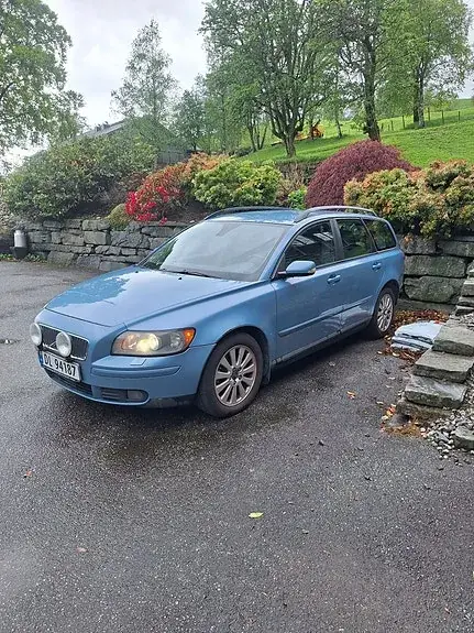 Volvo V50