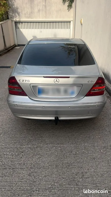 Mercedes-Benz C-Class 2004 photo 3