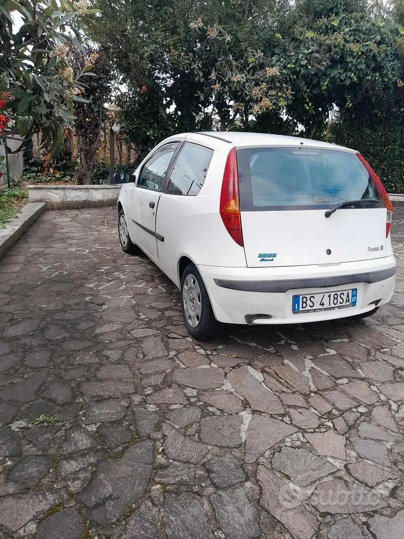 Fiat Punto 2001 photo 3