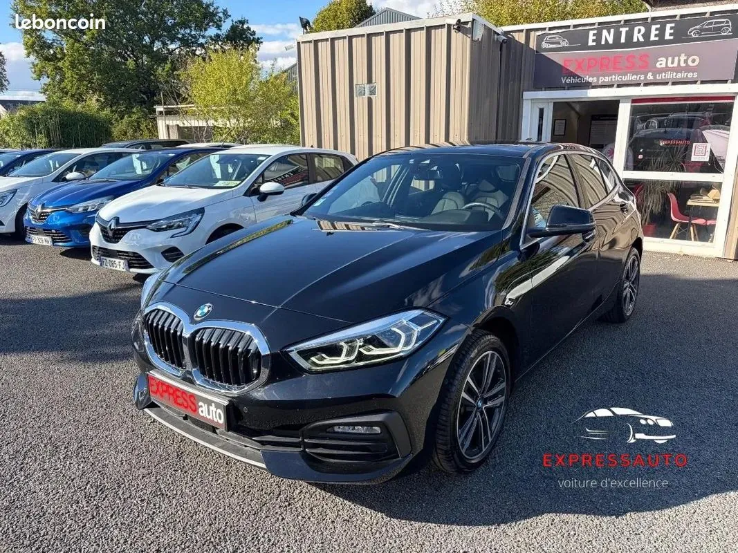 BMW 1 Series 2022 photo 2