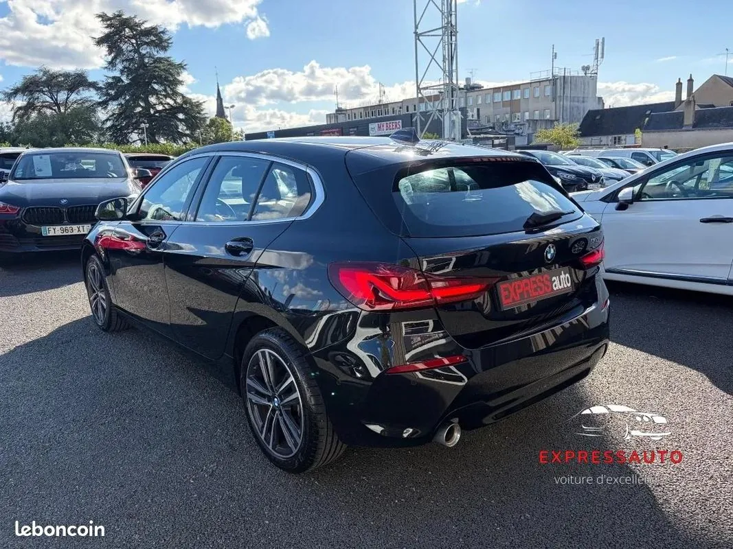 BMW 1 Series 2022 photo 3