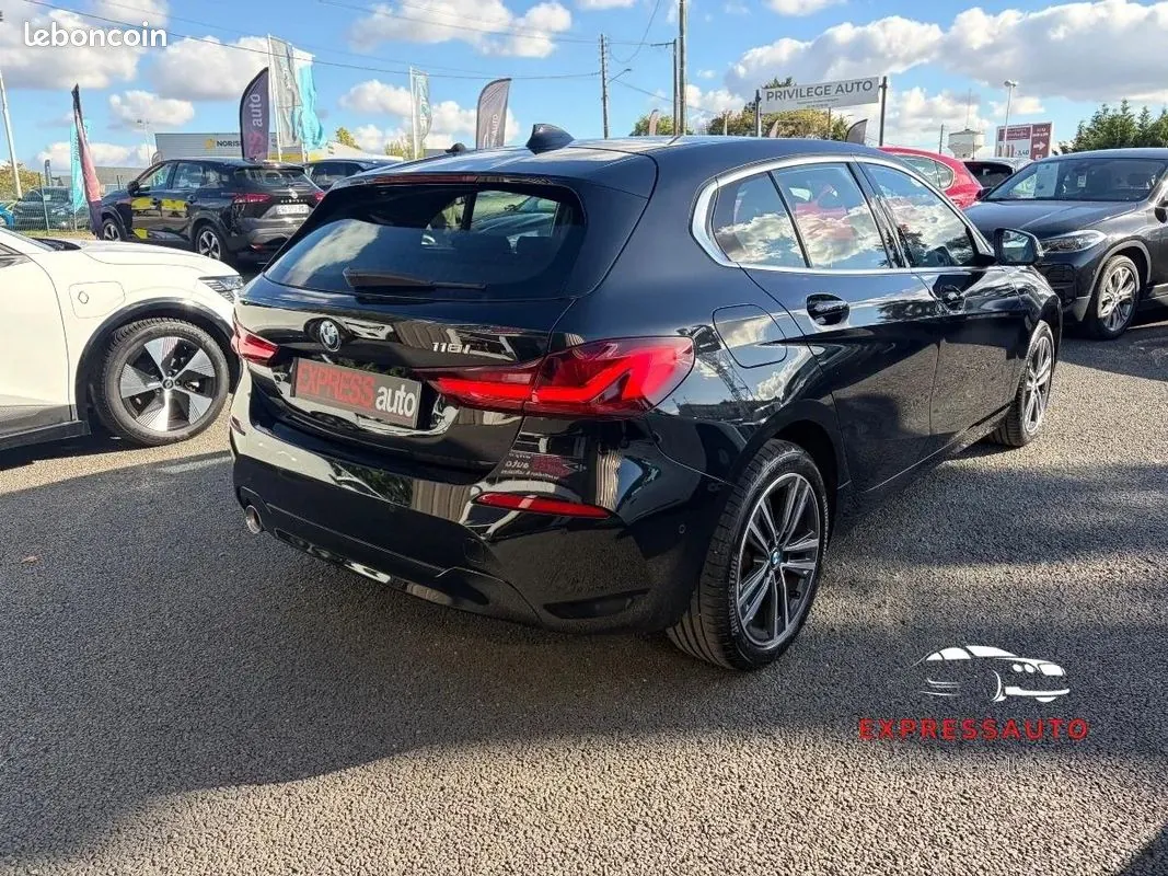 BMW 1 Series 2022 photo 4